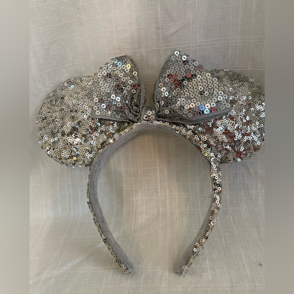 Minnie Mouse Ears